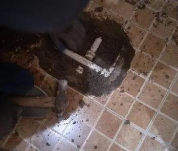平泉卫生间漏水维修公司为您分享下卫生间渗水如何处理及注意事项